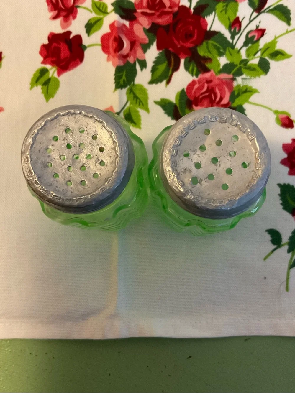 Vintage Uranium anchor Hawking glass salt and pepper shakers